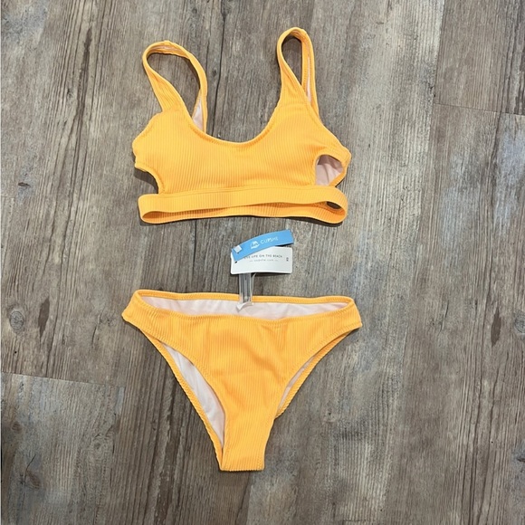 CUPSHE yellow bikini, NWT - Picture 5 of 6